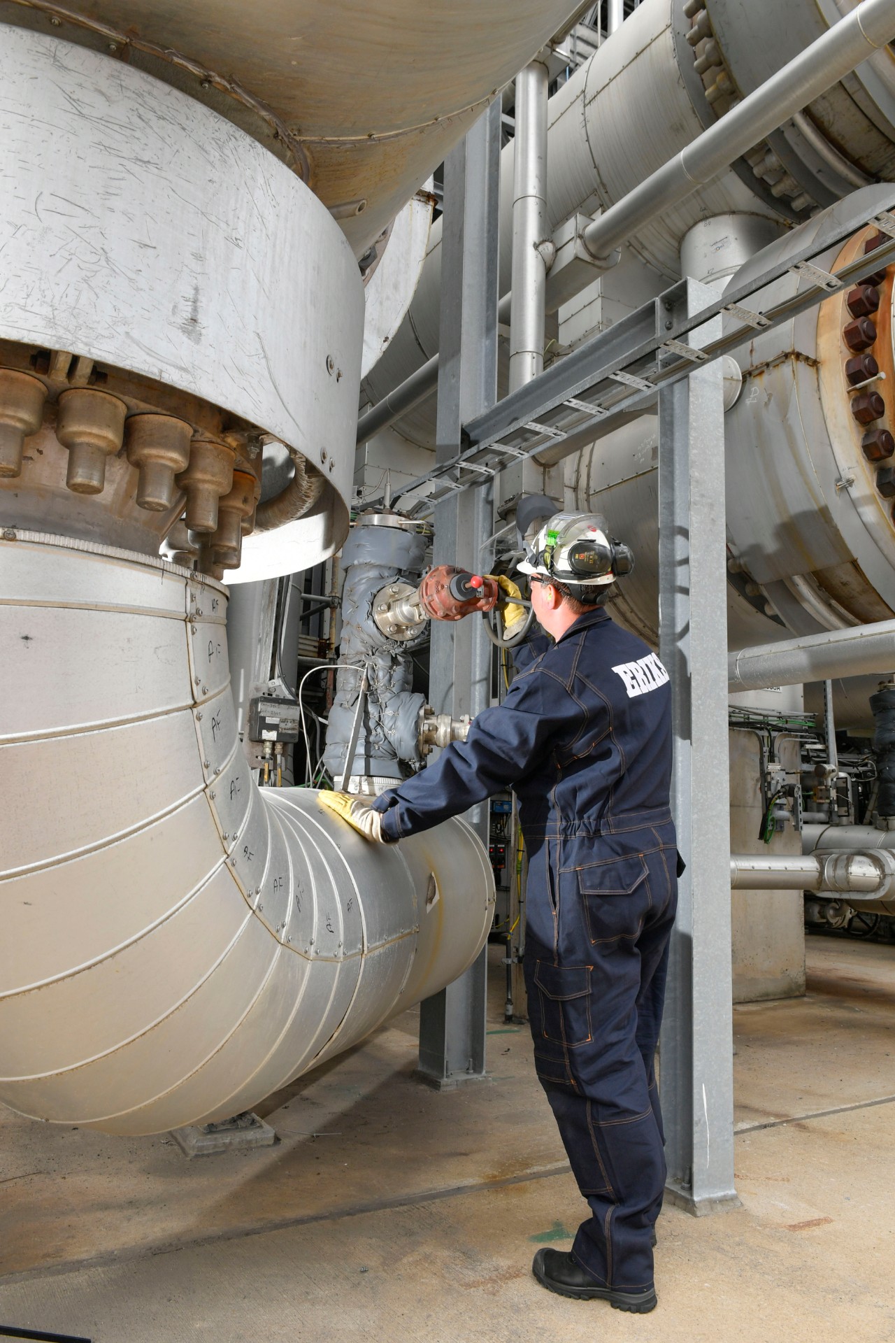 ERIKS employee performing maintenance at client chemical plant